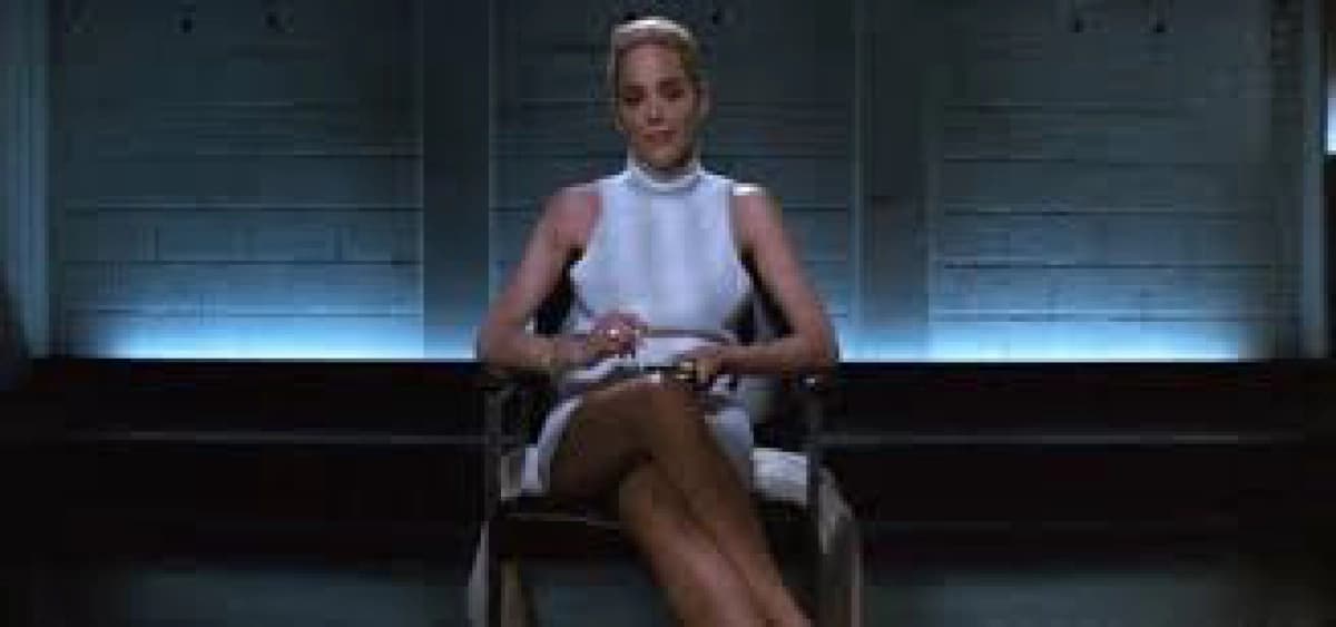 Bản Năng Gốc (Basic Instinct)