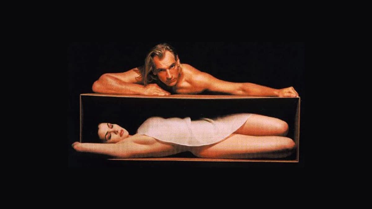 Bắt Cóc Helena (Boxing Helena)