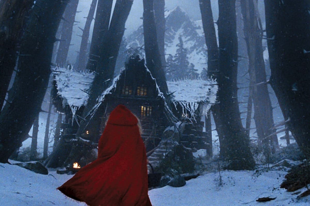 Cô Gái Quàng Khăn Đỏ (Red Riding Hood)