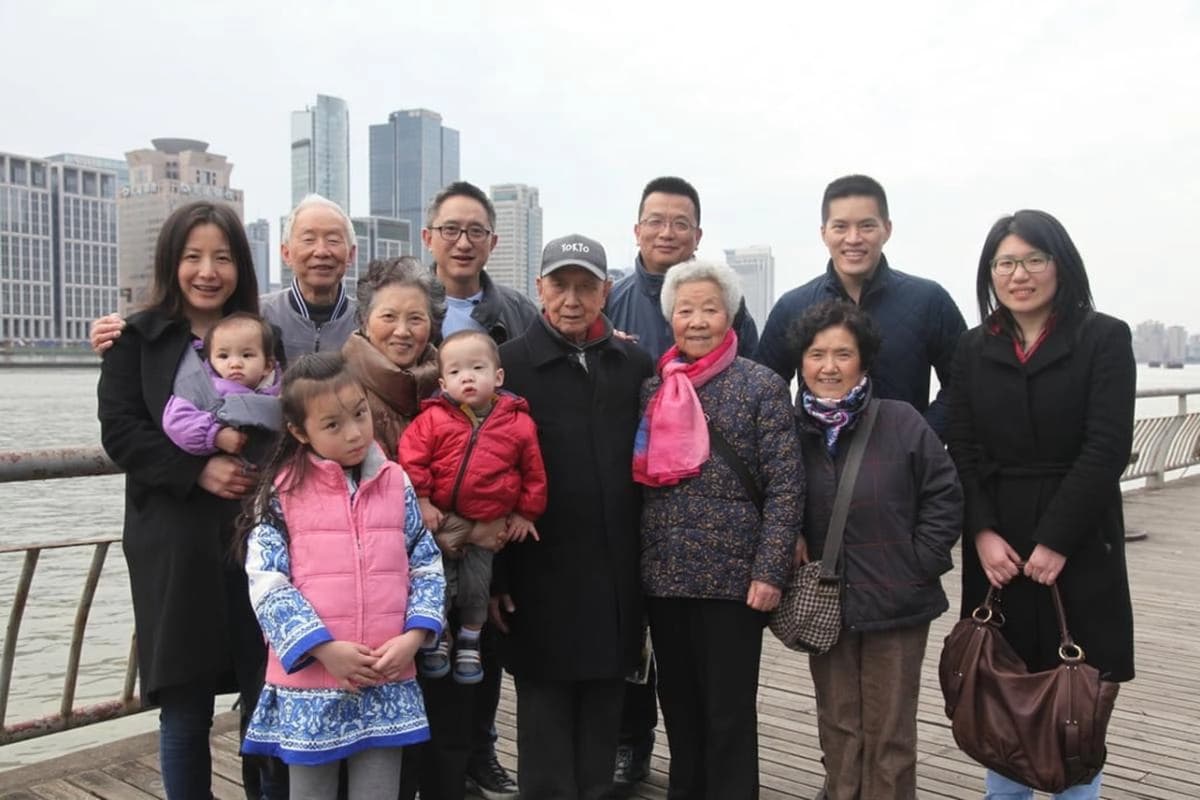 Đây là gia đình tôi (All In My Family)