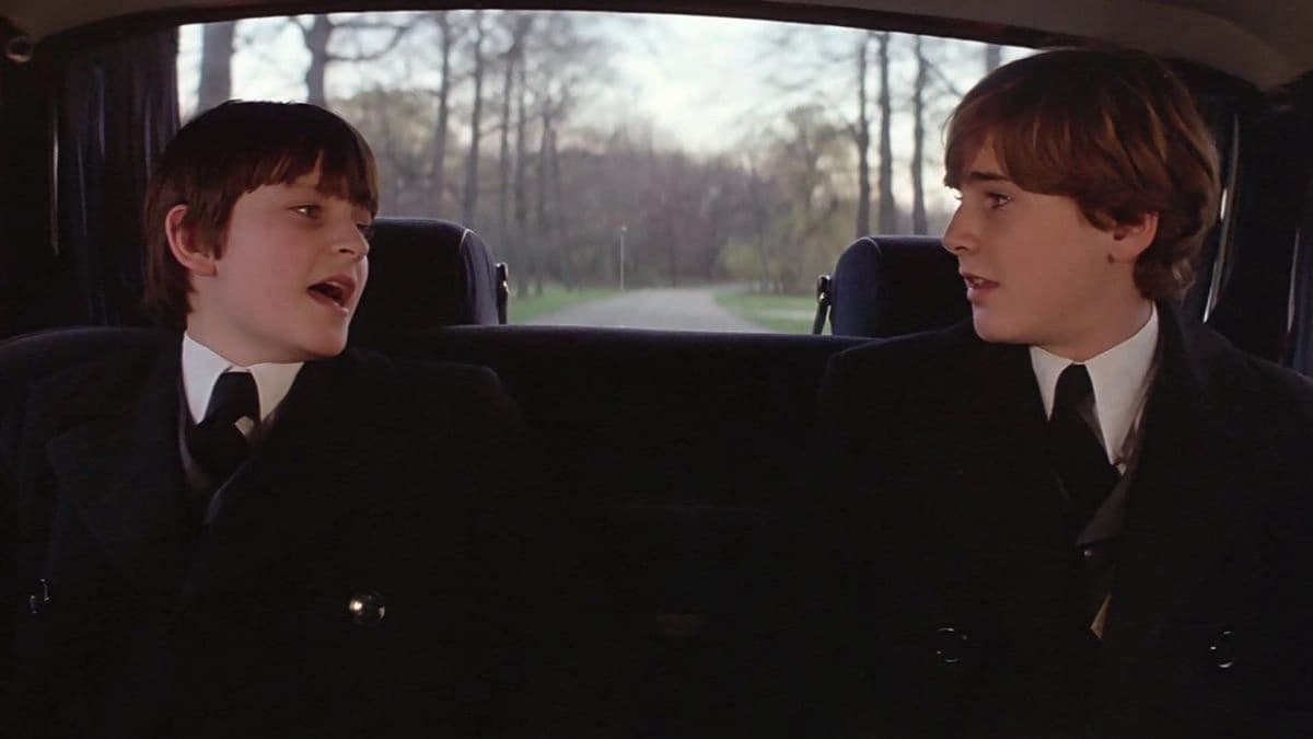 Điềm Báo 2 (Damien: Omen II)