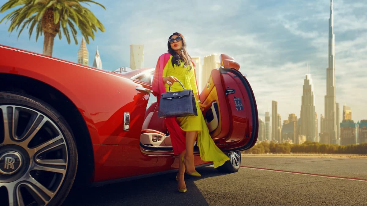 Dubai xa hoa (Dubai Bling)