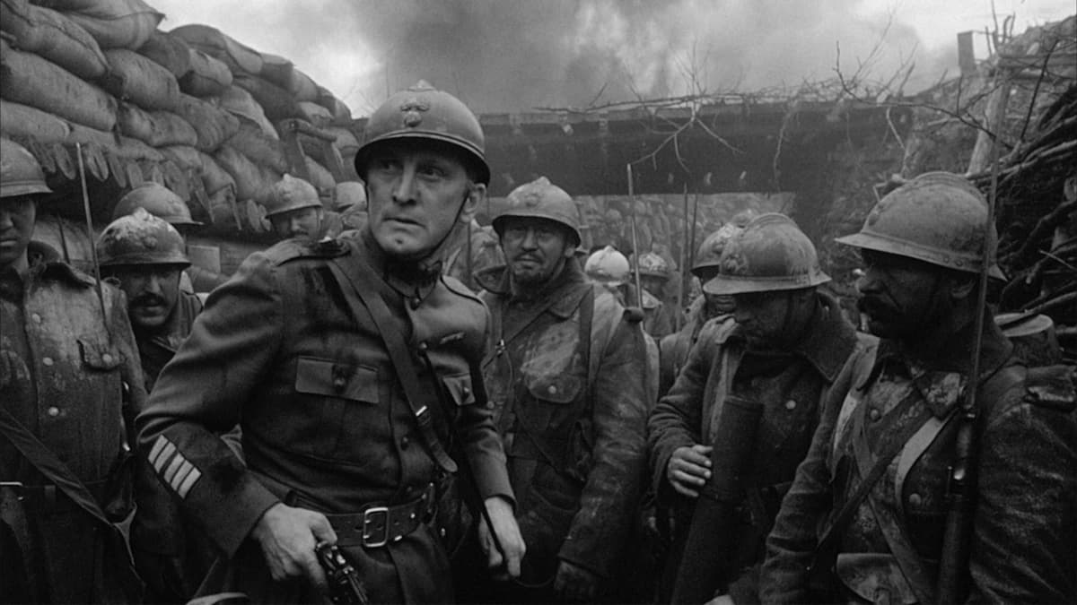 Đường Tới Vinh Quang (Paths of Glory)