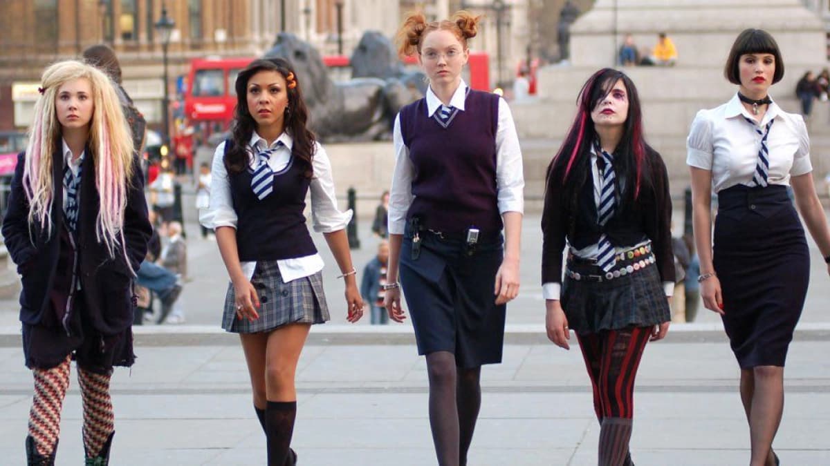 Nữ Sinh Siêu Quậy (St. Trinian's)