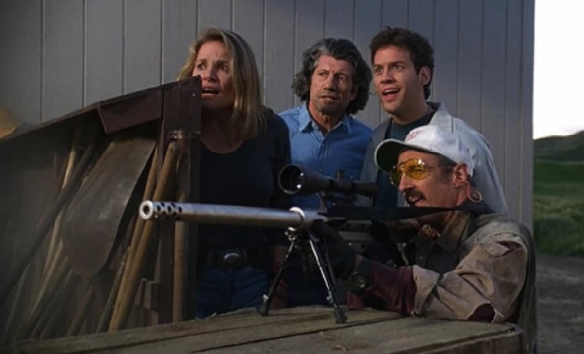 Rồng Đất 2: Tỉnh Giấc (Tremors II: Aftershocks)