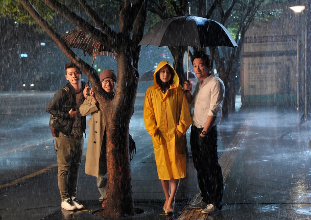 Trung Tâm Mai Mối (Cyrano Agency)